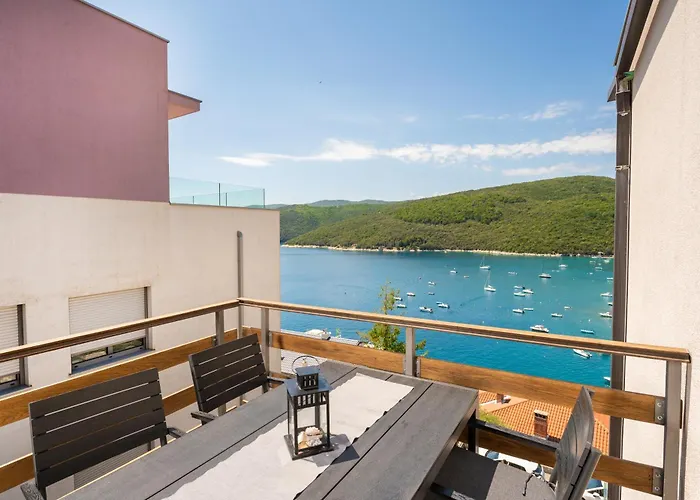 Apartments Palma Rabac