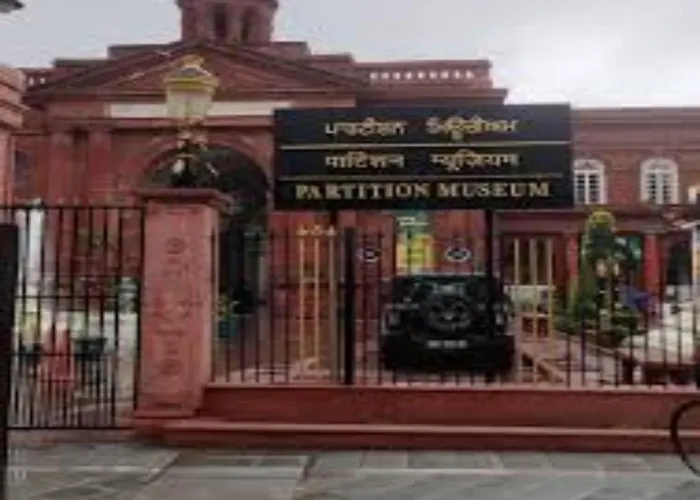 Hotel Jogi Guest House #####Family Hotel #Rooms Ac And Non Ac #Hot Water #Wifi #Power Backup #Lift #24 Hour Check-In-Out Time #900Meter From Golden Temple #500Meter From Railway Station Junction & Bus Stand #30Km From Wagha Border Attari