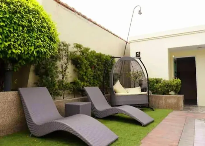 Cozy Corner Haven Near Venice Grand Canal Mall