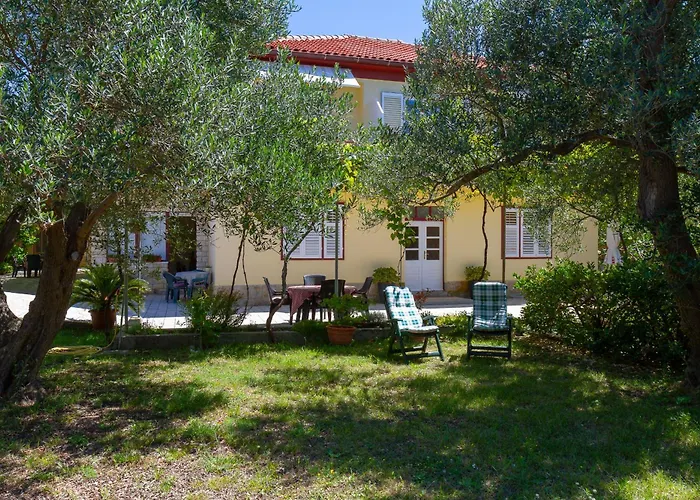 Apartments & Rooms Sanja