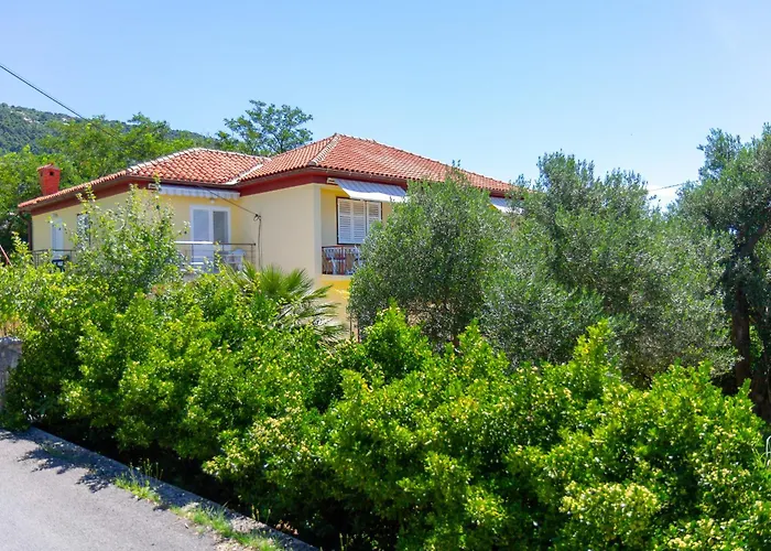 Apartments & Rooms Sanja
