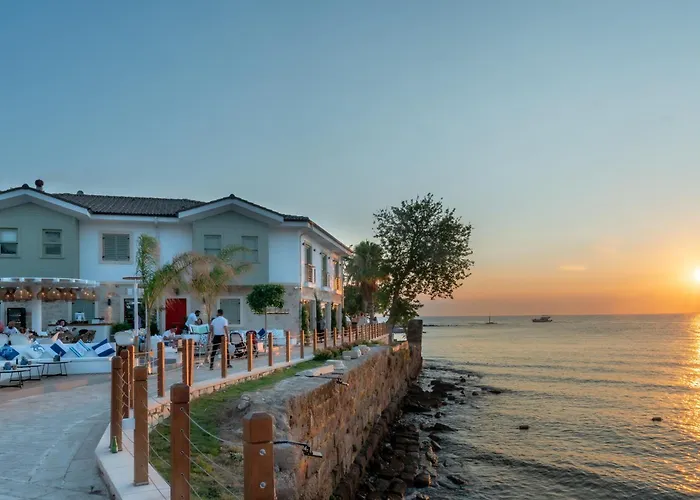 Elia Apartments