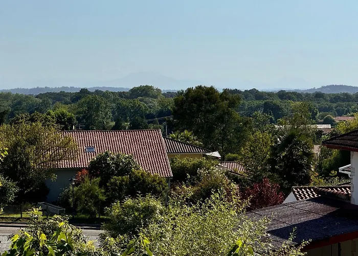 Logis Hotels Gnac E Pause