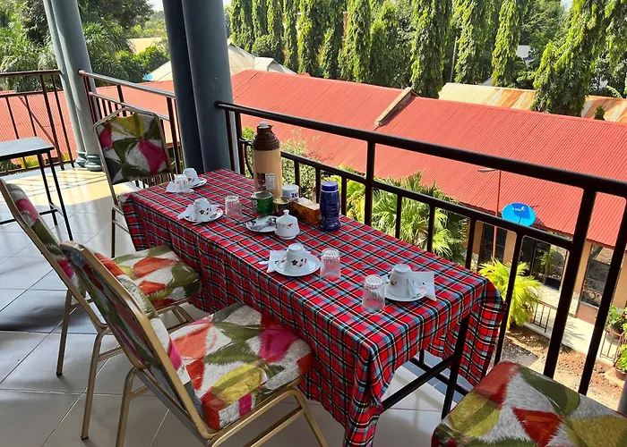 Kilimanjaro Smiley Inn