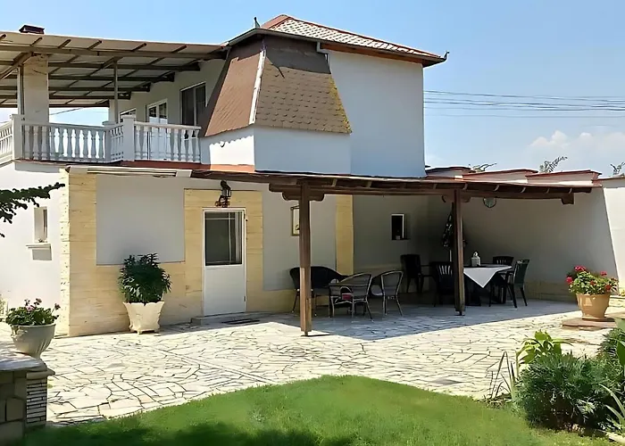 The Cottage In Paralia