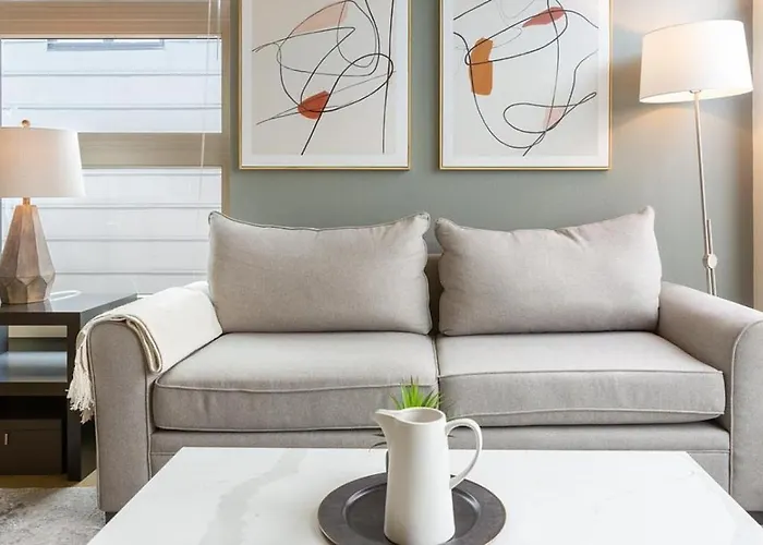 Landing Modern Apartment With Amazing Amenities