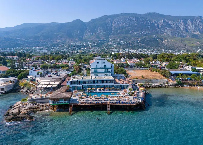 Manolya Hotel