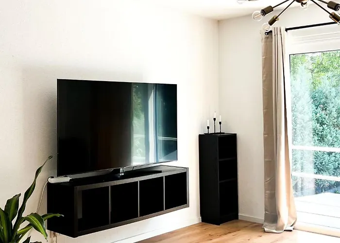 2 Zkb Apartment In Mannheim Kueche - Parken - Grosser Tv