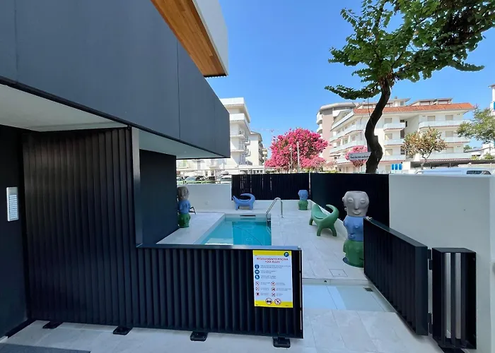 Beach Palace With Small Swimming Pool, Private Beach, Parking