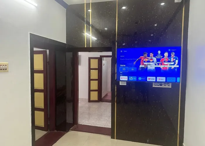 Avvai Home Stay