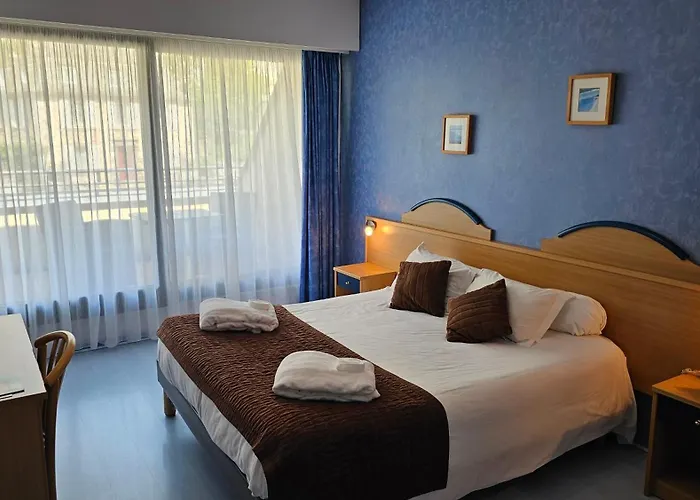 Brit Hotel Du Ban
