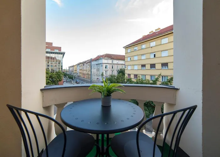 Evita Apartments Zagreb - Stylish Studios In Central Zagreb