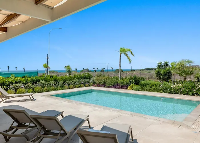 Serenity Waves Villa 17