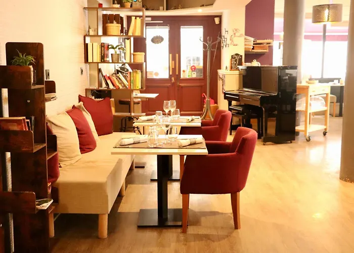 Logis Hotel-Restaurant La Coupe D'Or