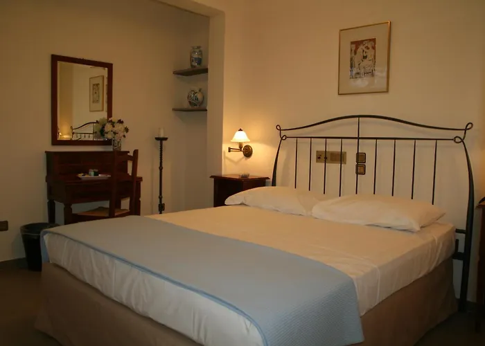 Alexandros Hotel