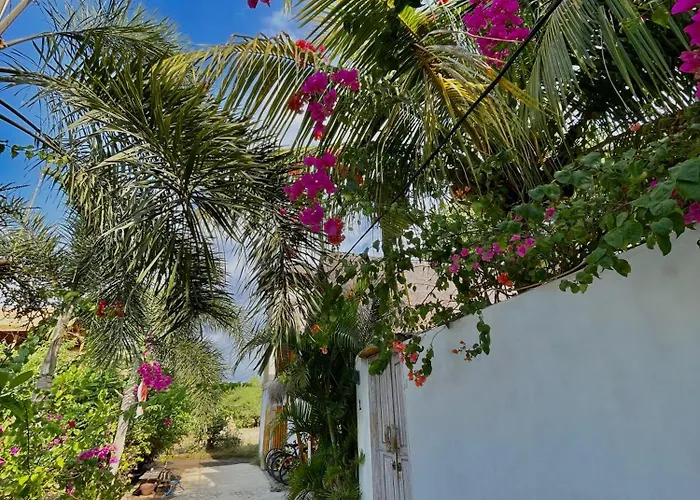 Sea Breeze Villas - Gili Air, Lombok