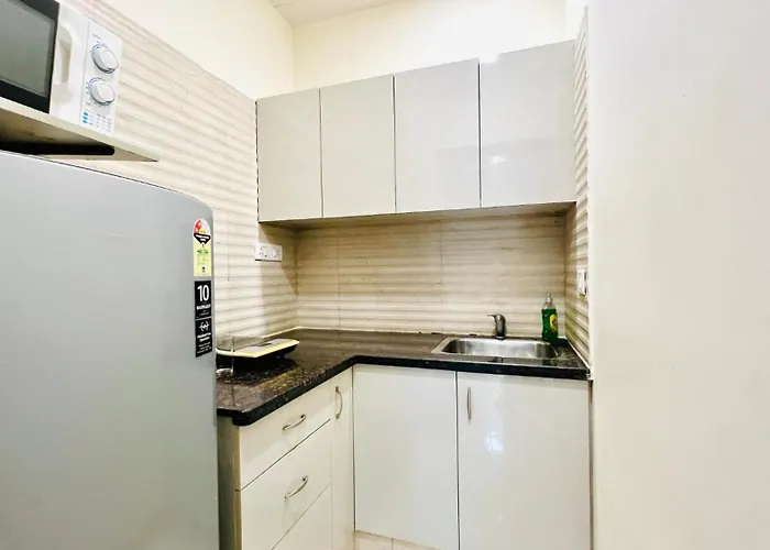 Bluo Studio1 Golf Course Road, Gym, Balcony Garden