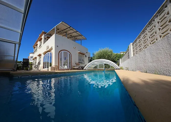 Mira Rosa Segaria - Els Poblets - 3 Double Bedroom