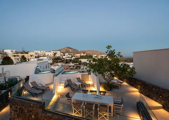New Yiota Collection 4 Suites & 4 Prive Jacuzzi