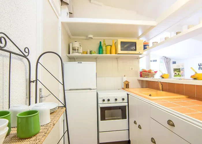 Holiday Home Le Mimosa St Laurent By Interhome