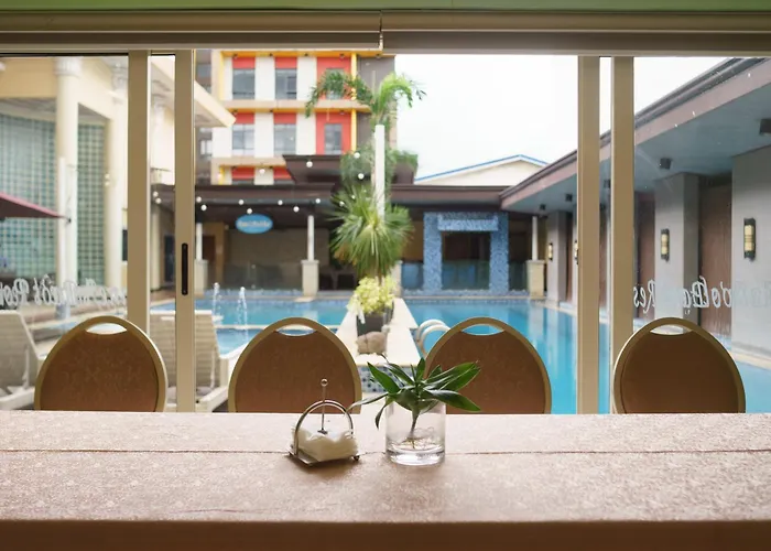 Villa Caceres Hotel