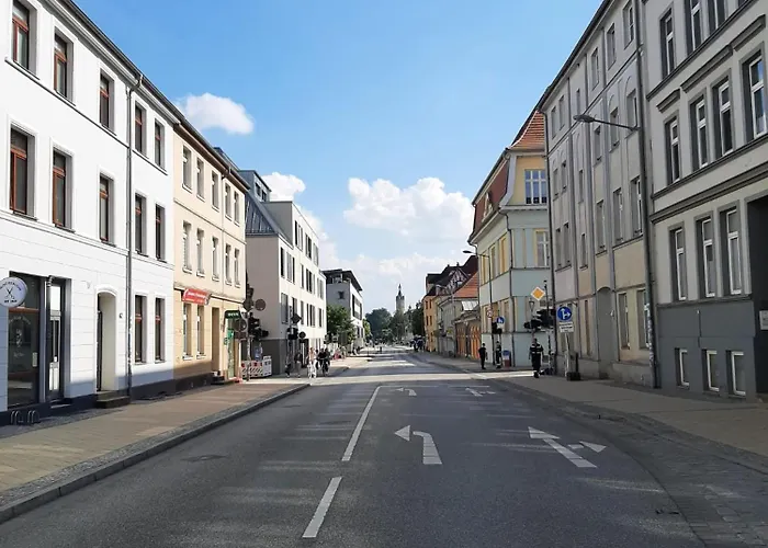 Charmantes, Helles City-Apartment - Nahe Hafen, Schloss & Altstadt