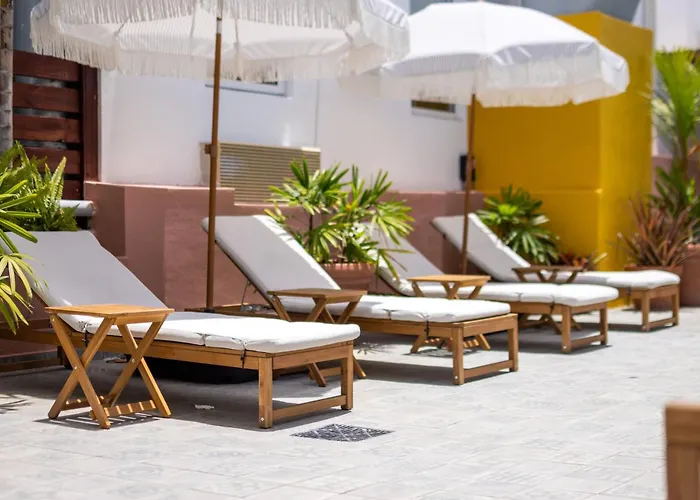 La Mona Loiza Apartment Complex By Stay With Bear