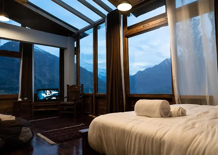 Old Hunza Inn