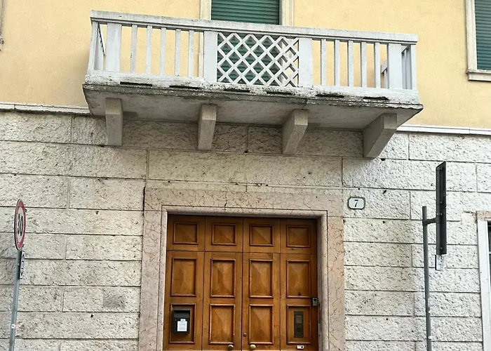 Tezone Seven Apartments