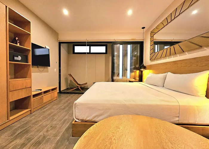 Sofia Boutique Condos By Bunik
