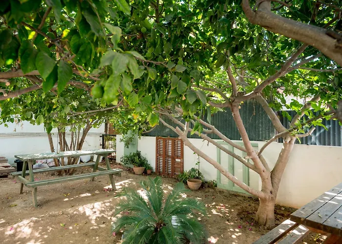 Diamante Guest House-Ground