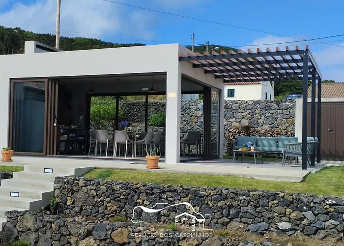 Refugio Dos Capelinhos - Villa E Suites