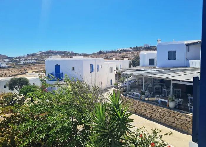 Blue Pearl Maisonette