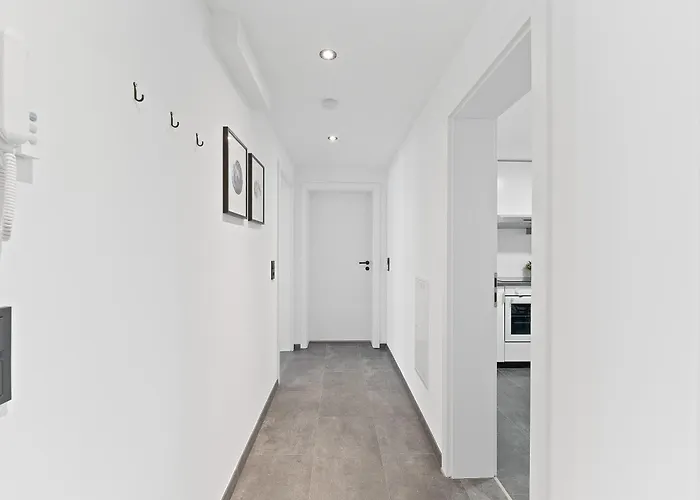 Top Apartments - Stilvolle Wohnung Im Stadtzentrum - Loggia - Kingsize Bett - Smart Tv - Netflix - 60Qm - 24H Check-In
