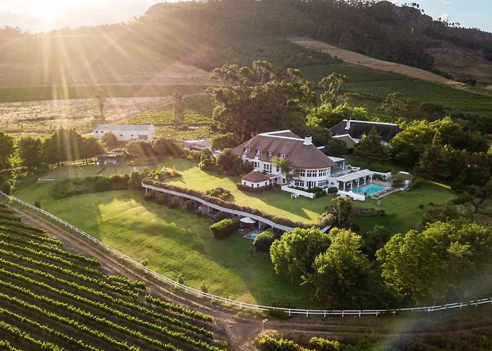 Mont Rochelle Hotel And Vineyard
