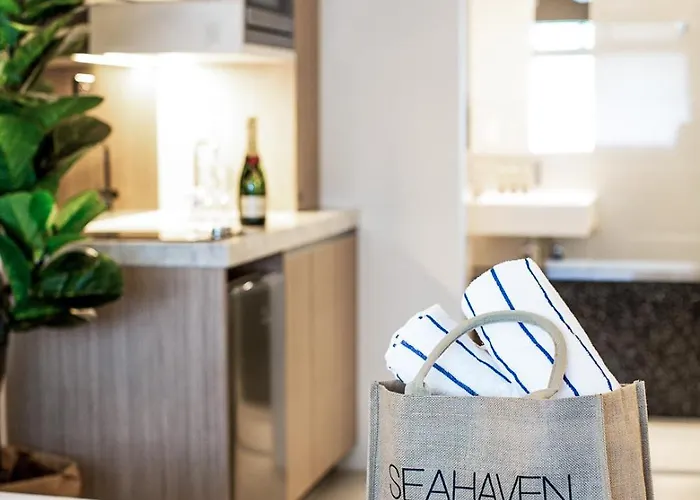 Seahaven Noosa Beachfront Resort
