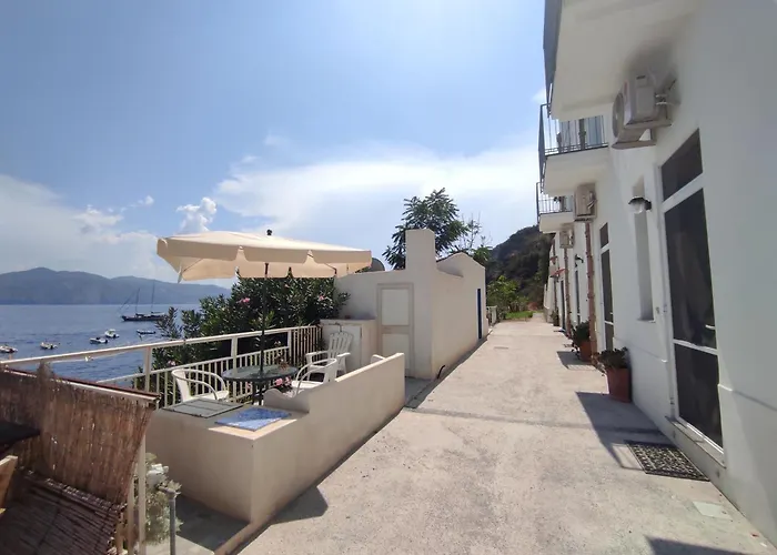 Aeolian Sea House
