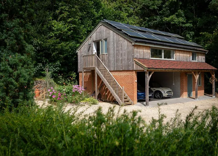 Little Willow Bank - 1 Bed Luxury Apartment Between Salisbury And The New Forest