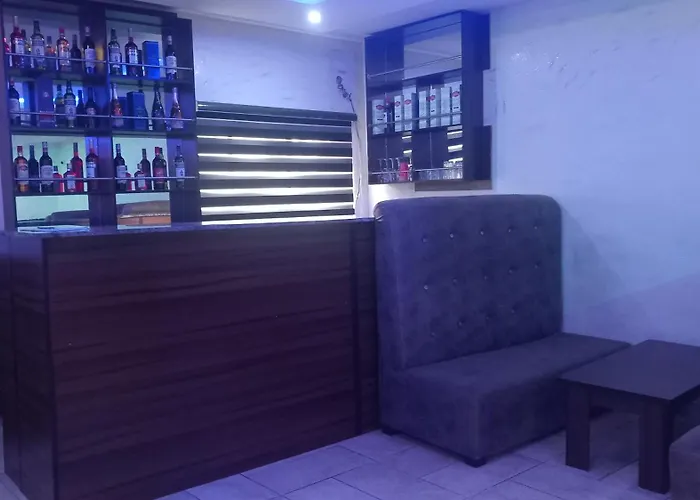 Tovia Hotel And Suite Limited