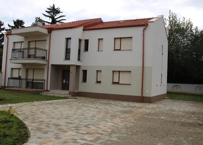 Mara Apartman Buek
