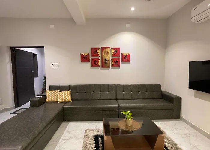 Clove Beach Residency