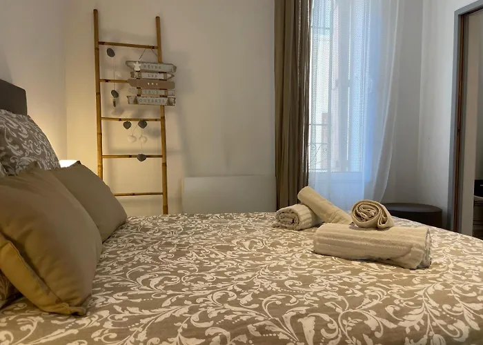 Joli Appartement Hypercentre T2, Classe Meuble De Tourisme 3 Avec Parking Gratuit