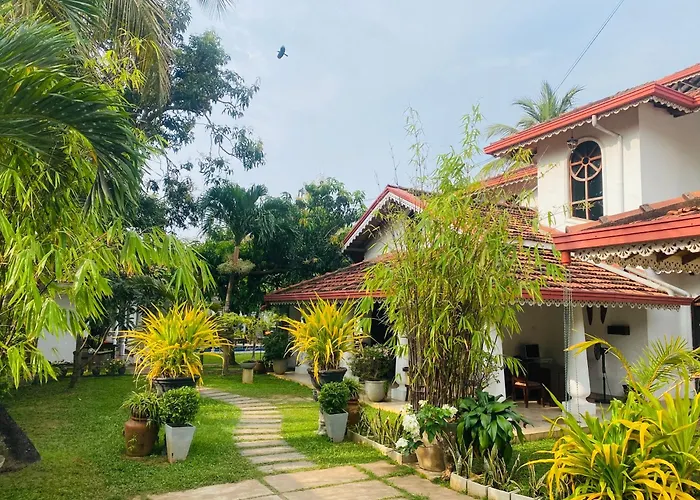 Sujeewani Villa