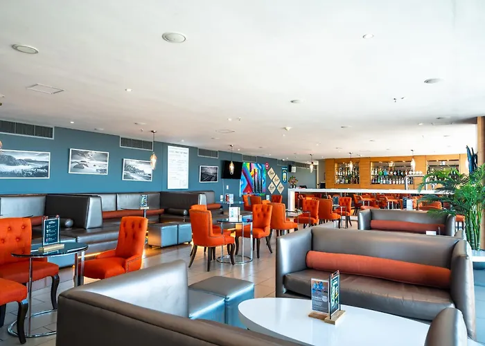 Blaauwberg Beach Hotel