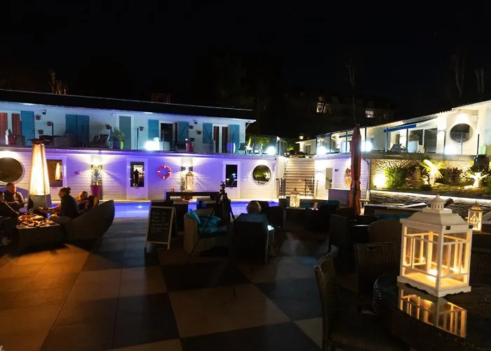 Hotel La Piscine