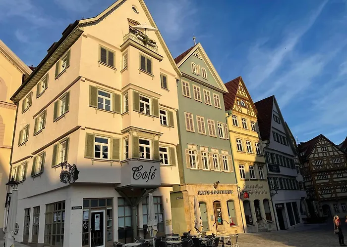 Secondhome Stuttgart: Charming Apartment Near Esslingen's Historic Center