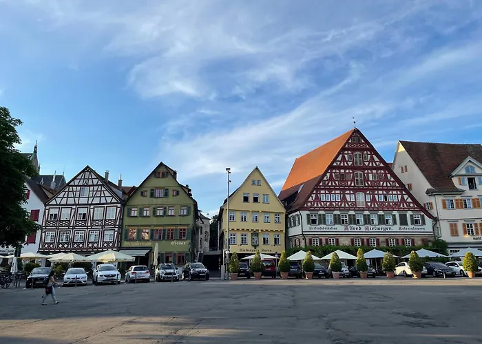 Secondhome Stuttgart: Modern Apartment near Esslingen's Historic Center