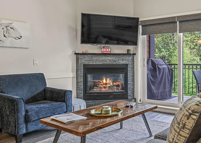 Outstanding Mountain Condo - Pool, Hot Tub & Waterslide!