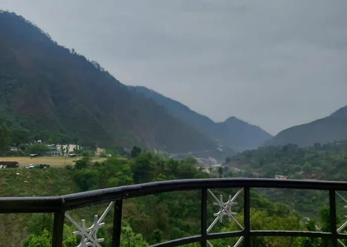 Goroomgo Hotel Govind, Bhanadhar Rudraprayag - Hotel-At-Prime-Location Spacious-Room With-Free Wi-Fi & Parking Facility