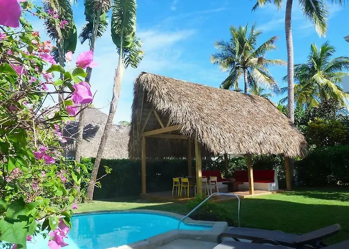 Charming Oceanside 2 Bd Villa